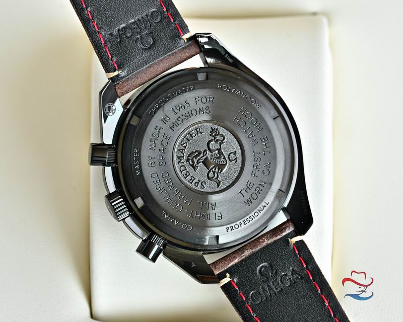 Omega Speedmaster 44 mm — Modelo 110913 — imagem 4