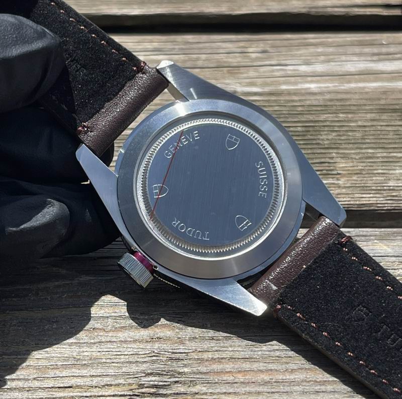 Tudor 42 mm — Modelo 122810 — imagem 5